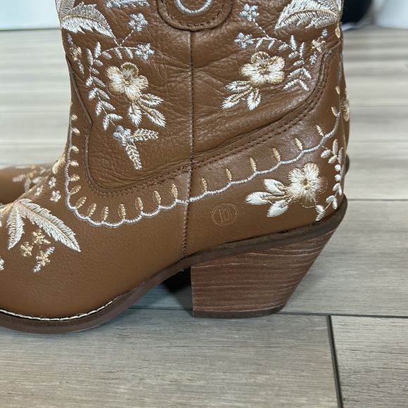 Sold - Picture 7 of 14